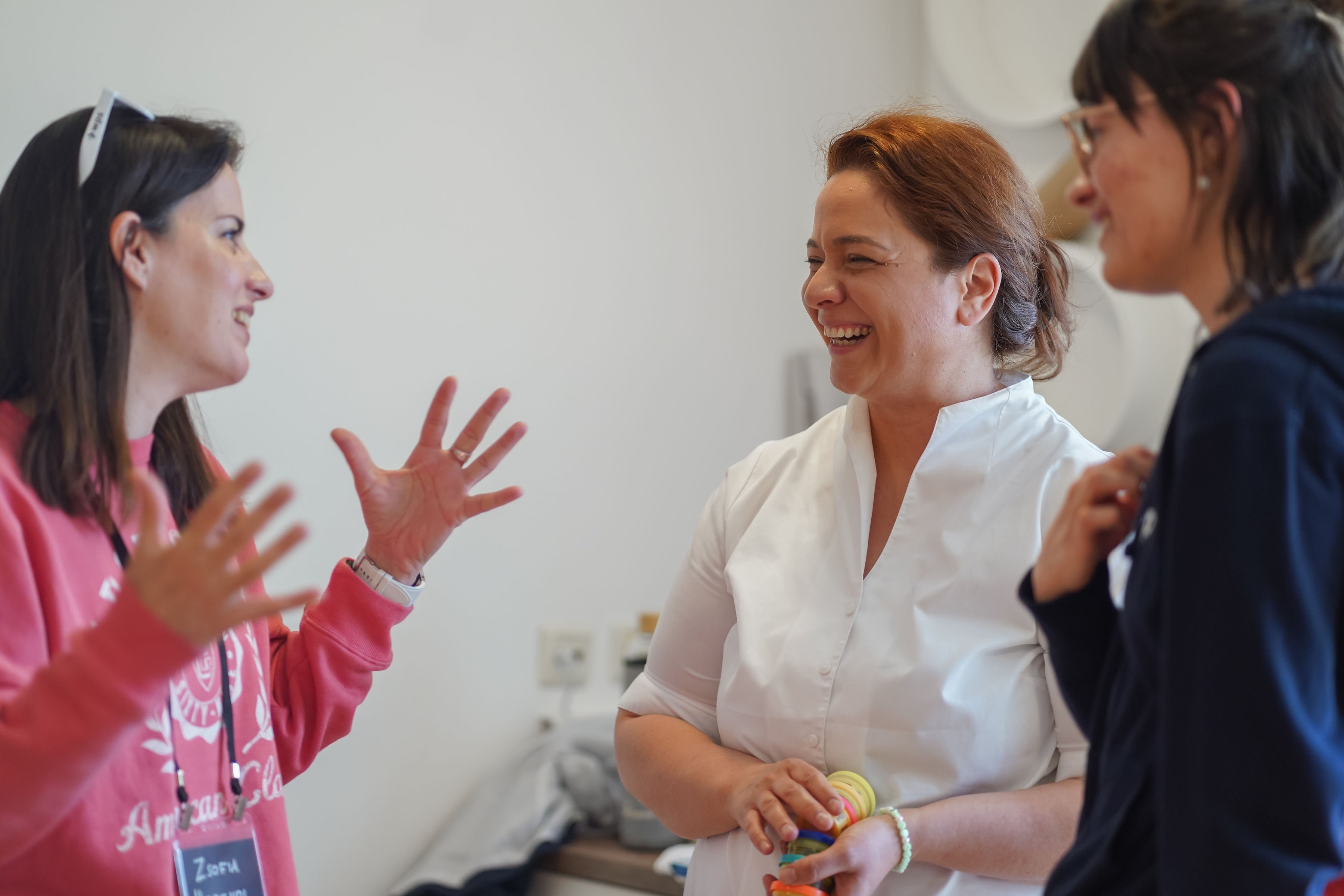 Andra with participants